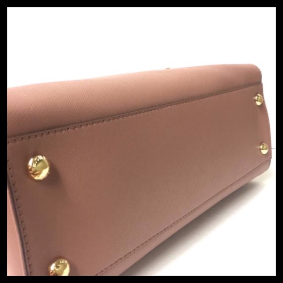 MICHAEL KORS HAMILTON LARGE NORTH SOUTH TOTE NWOT - Picture 8 of 12